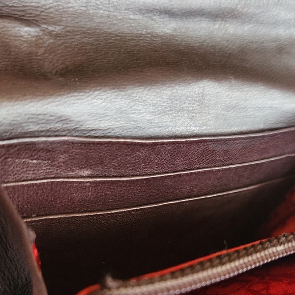 Dior Brown Carnage Quilted Wallet with Bronze Colored Accents - Picture 11 of 16